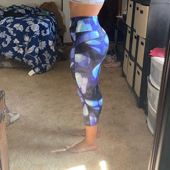 Zoe Saldana adidas leggings - Picture 3 of 4